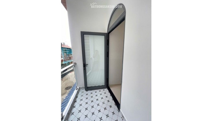 BÁN NHÀ TÂN BÌNH HXH 50M2 3 TẦNG NGANG 4.5M 3 PN ĐẸP LL LẠC LONG QUÂN 5.95 TỶ.